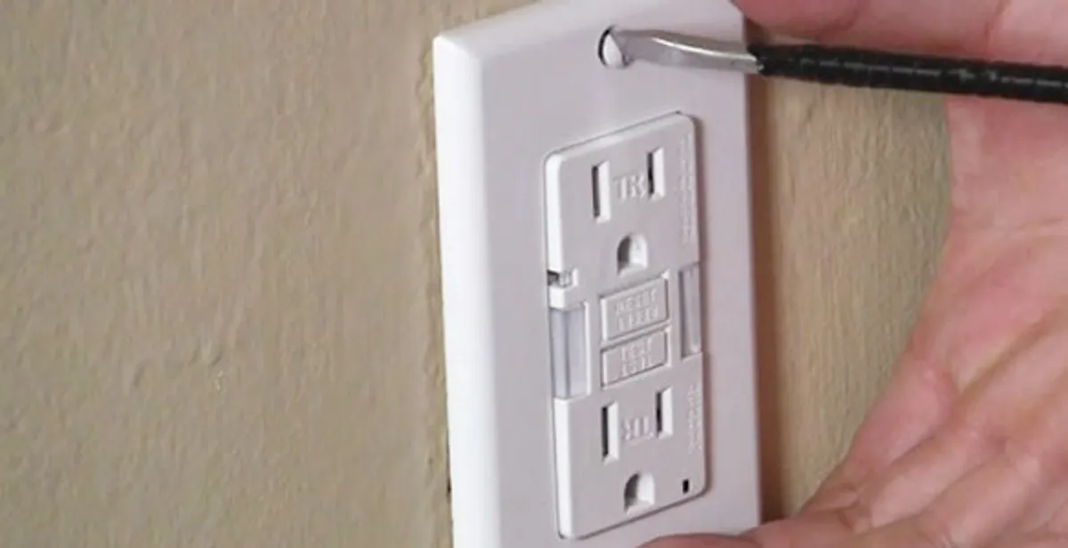 gfc outlets service securing and mounting ground fault circuit interrupter outlet by certified electricians in Bellevue, WA